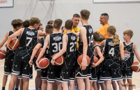 Jaki-oboz-wybrac-dla-mojego-dziecka-na-wakacje